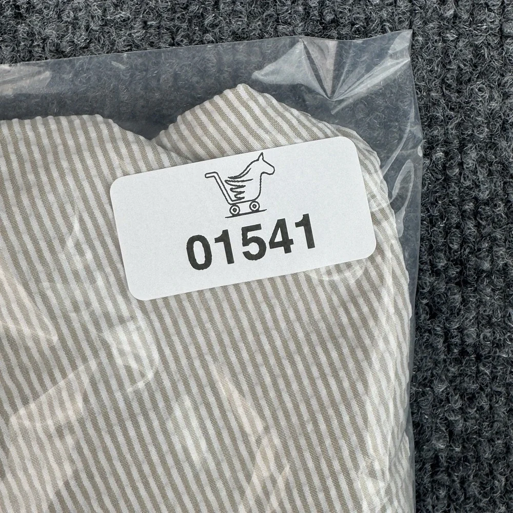 Peter Millar Shorts Mens 42 Beige White Seersucker Featherweight Golf Striped